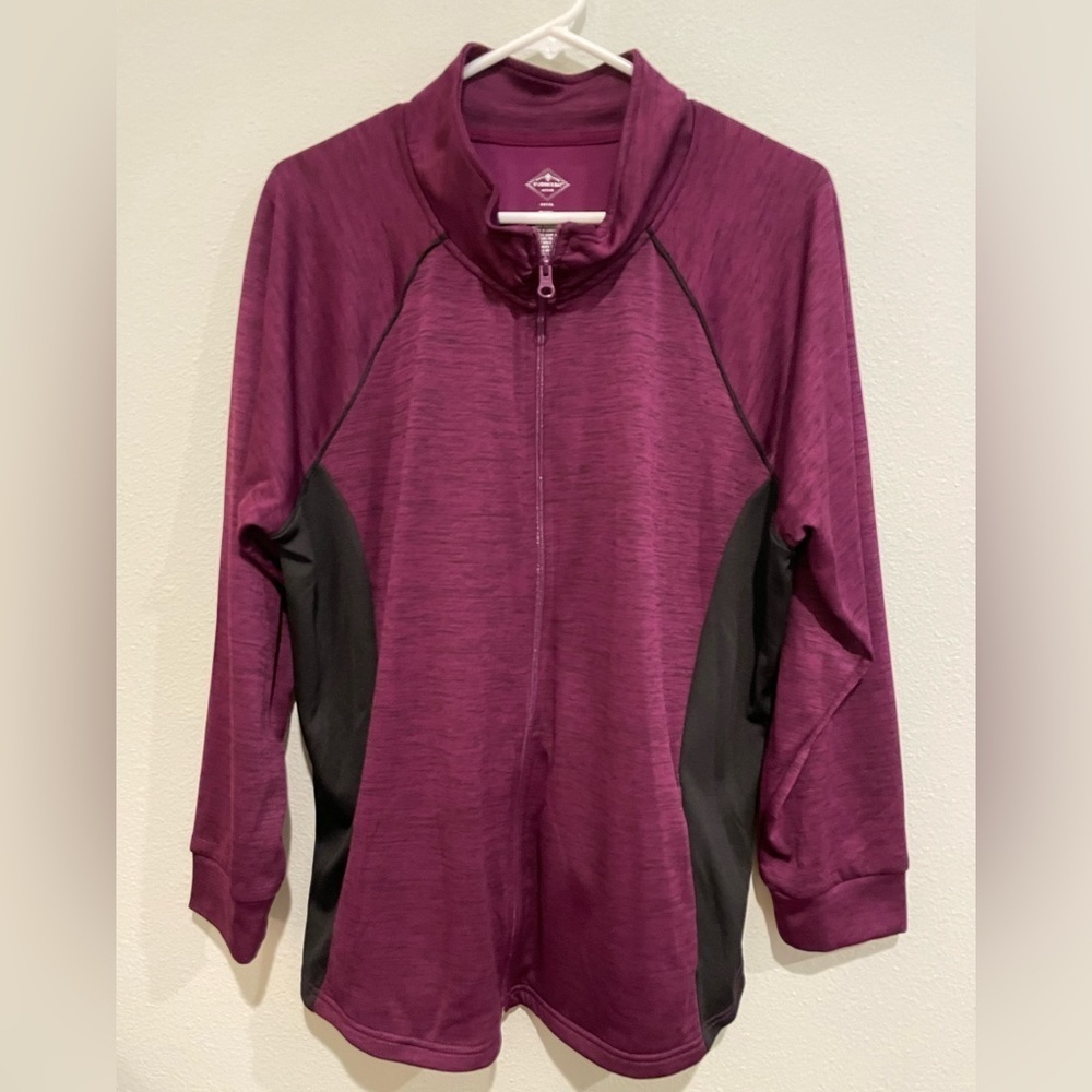 St John’s Bay Active Quick dry zip down jacket In Raspberry and black. S…